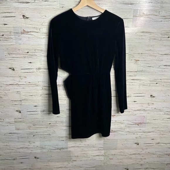 The room blue velvet long sleeve dress cut out size small - Picture 1 of 9